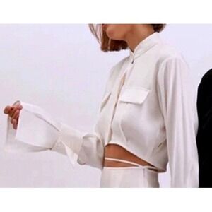 ONARIN Women Ivory Satin Cropped Button Down Shirt High Low Hem XS NEW